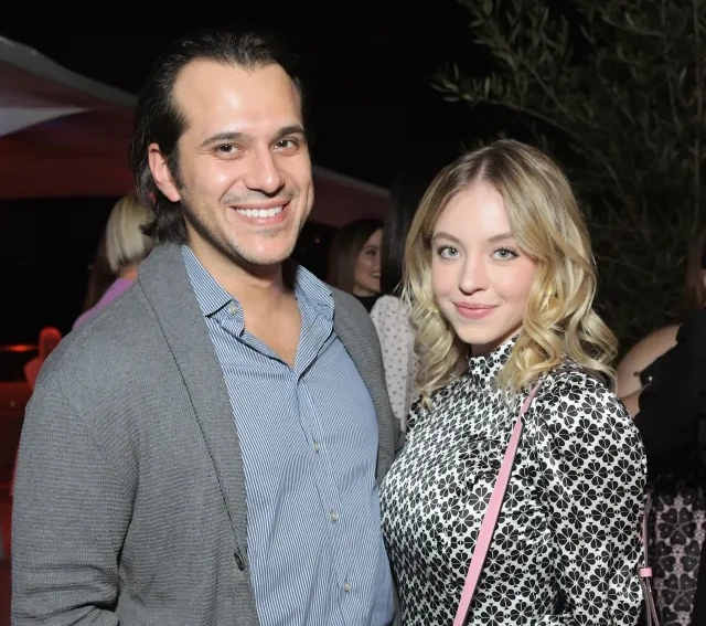 سیدنی سوئینی و جاناتان داوینو