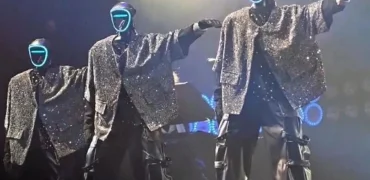 اجرای ربات‌های انسان‌نما در کنسرت خواننده مشهور چینی وایرال شد + ویدئو