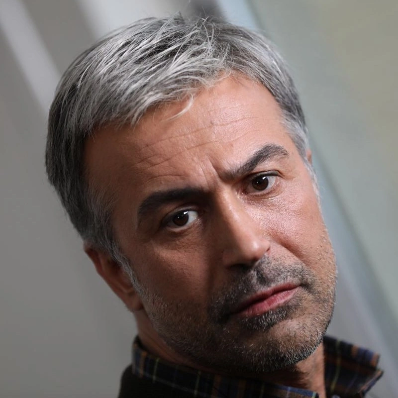 دانیال حکیمی