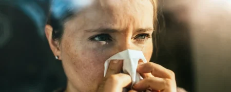 علائم مشابه و بیماریهای متفاوت؛ تشخیص آلرژی از سرماخوردگی، آنفولانزا و کووید