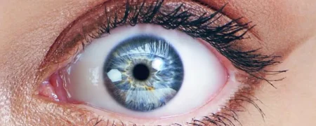 تغییر ظریف در چشمان یک نفر نشان می‌دهد آیا او به شما علاقه دارد یا نه