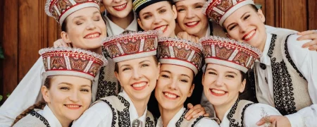 اجاره «شوهر یک ساعته» به دلیل کمبود مرد در کشوری که زنانش به زیبایی معروف‌اند