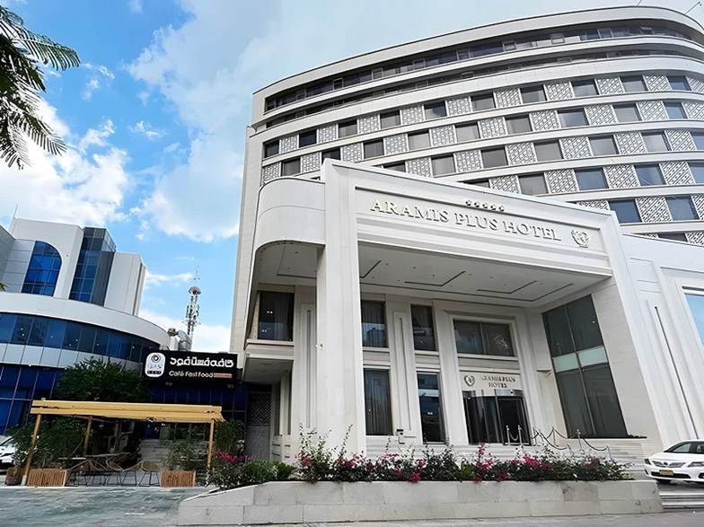 هرآنچه باید درباره هتل آرامیس پلاس کیش بدانید؛ از امکانات تا موقعیت مکانی