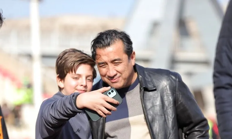 خداداد عزیزی