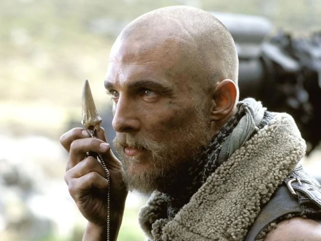 متیو مککانهی در سلطنت آتش