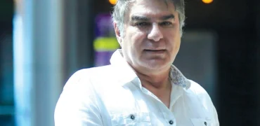 روایت تهیه‌کننده سینما از کار با مهران مدیری و رضا عطاران؛ تخفیف ۵ میلیاردی با یک بوسه