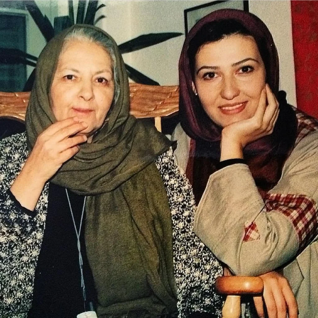 مینا جعفرزاده