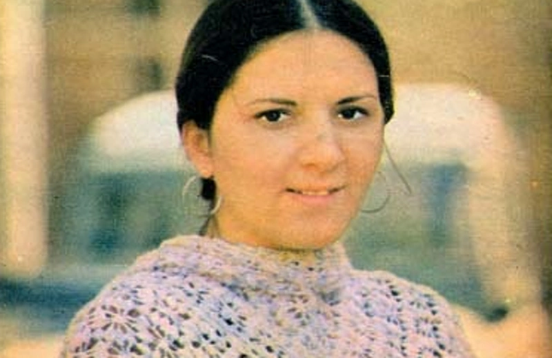 mina-jafarzadeh-biography-20.webp