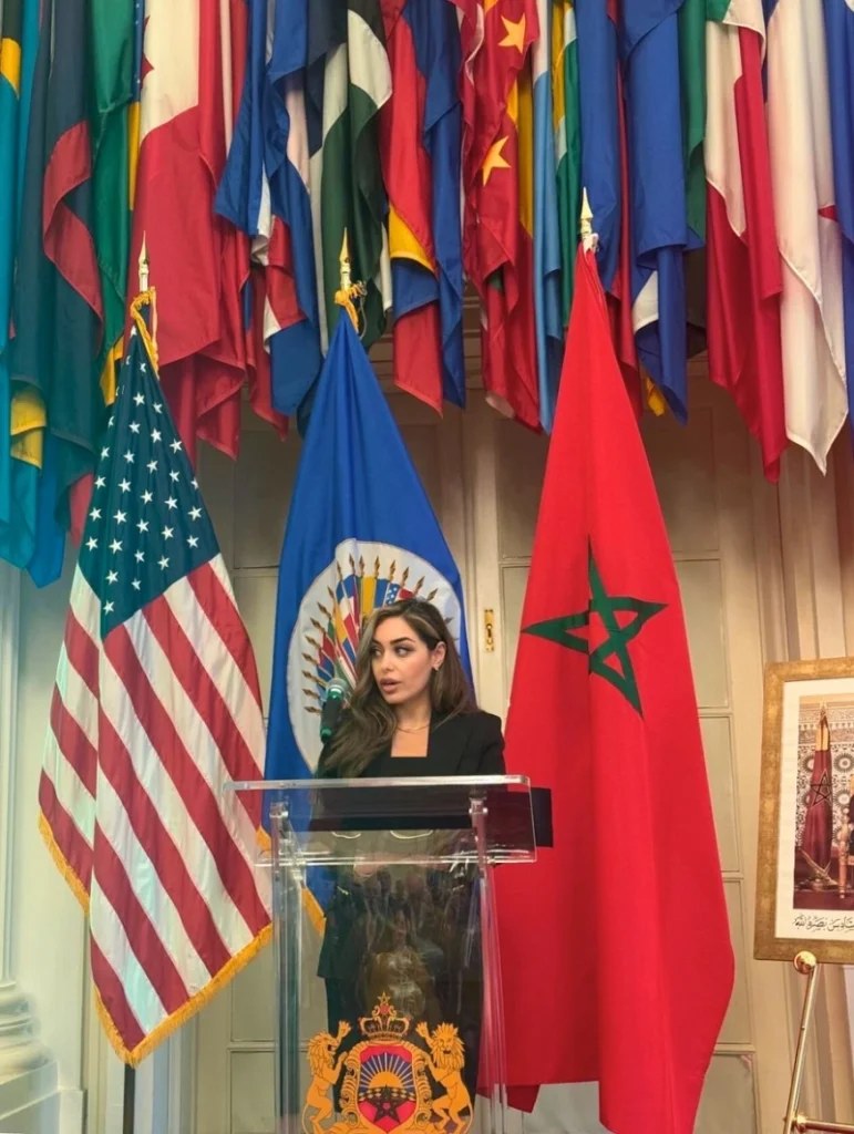 مورا نامدار