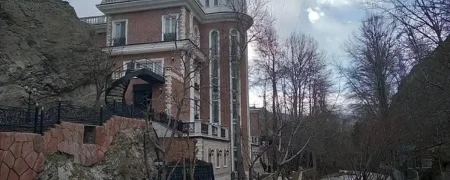 تخریب اَبَر ویلای لاکچری در حریم رودخانه با حکم قضایی + ویدیو