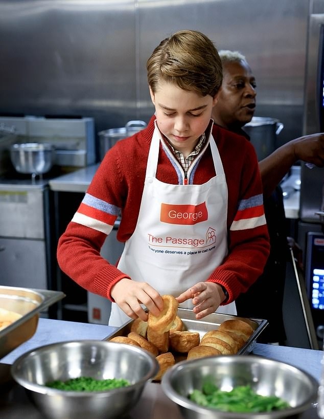 کمک به بی خانمان ها توسط پسر شاهزاده انگلستان