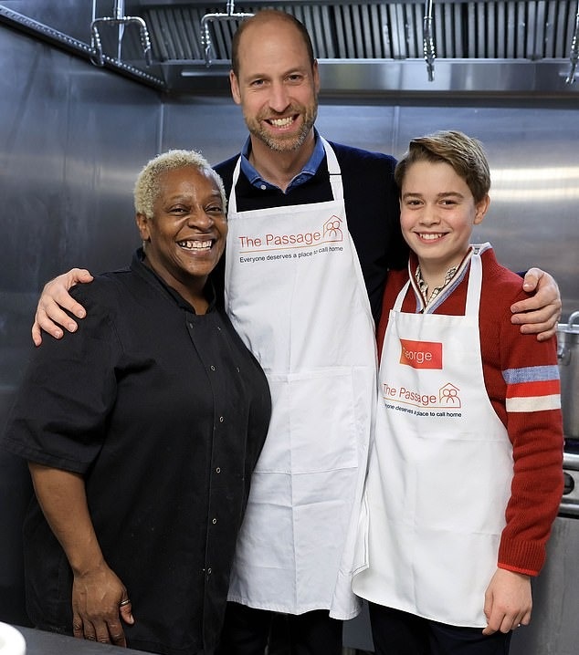 کمک به بی خانمان ها توسط پسر شاهزاده انگلستان