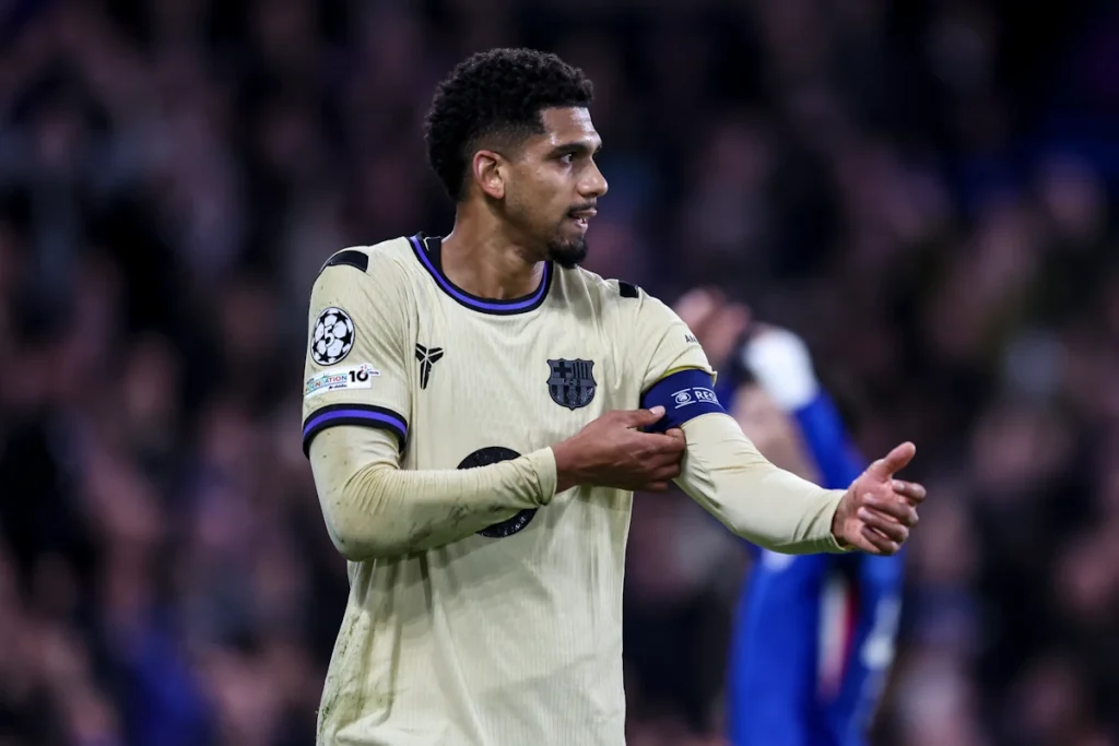 رونالد آرائوخو کاپیتان بارسلونا