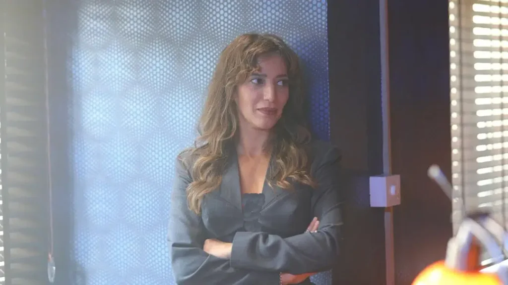 نهال یالچین در سریال ترکی مشکلساز