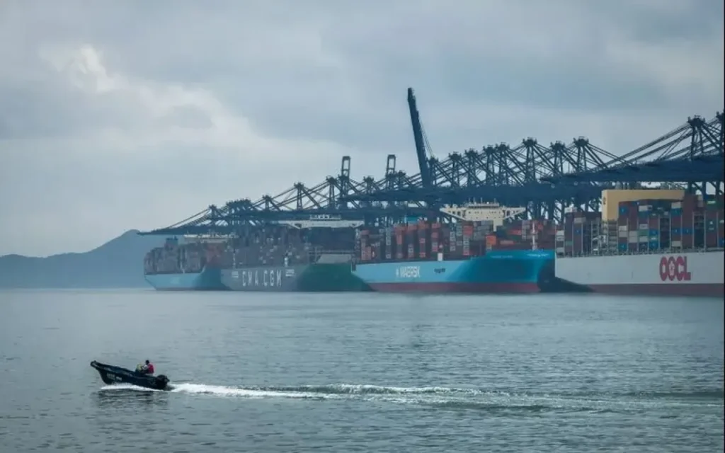 کماندوهای آمریکایی «محموله نظامی ایران» از مبدا چین را در میانه راه ربودند!