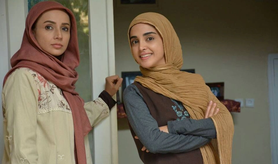 شبنم قلی‌خانی