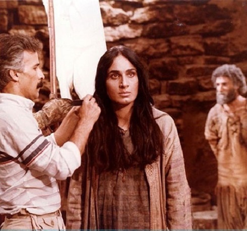 سوسن تسلیمی