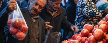 حداقل هزینه شب یلدای یک خانواده ۴ نفره در سال ۱۴۰۴ چقدر است؟