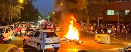 انگیزه اعتراضات این روزهای مردم ایران چیست؟ اقتصادی؟ سیاسی؟ …؟