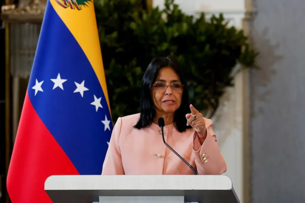 از دلسی رودریگز چه می‌دانیم؟ سوسیالیست سرسختی که جانشین نیکلاس مادورو شد