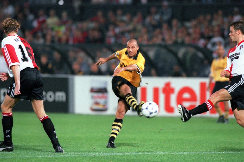 جوزپه رینا آرمینیا بیلفیلد