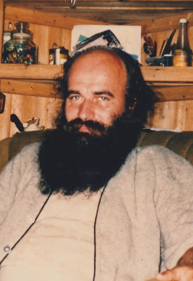 روچ تریو رهبر فرقه بچههای تپه مورچهها