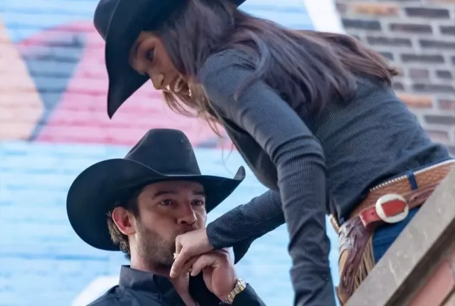 بلا حدید و دوست پسرش آدان بانیولوس