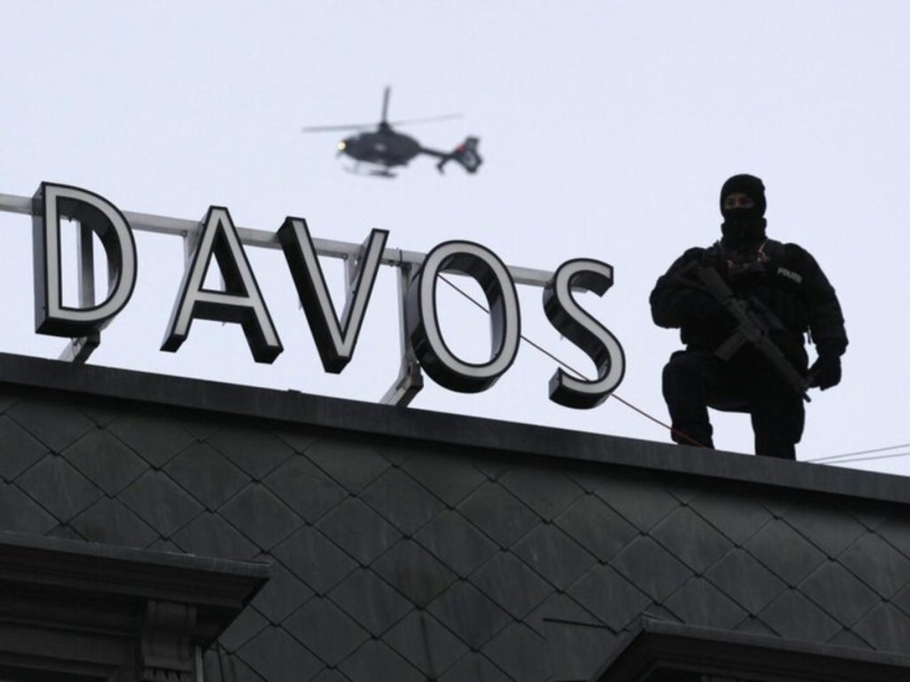 اجلاس داووس یا مجمع جهانی اقتصاد چیست و چرا سیاستمداران را به آن دعوت می‌کنند؟