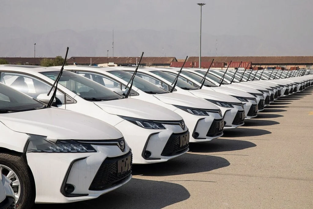 قیمت ۸ خودرو وارداتی اعلام شد؛ از تویوتا کرولا کراس تا هوندا آکورد