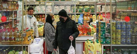 اقتصاد ایران بعد از اعتراضات؛ از کاهش تجارت با کشورهای همسایه تا انفجار قیمت‌ها در بازار