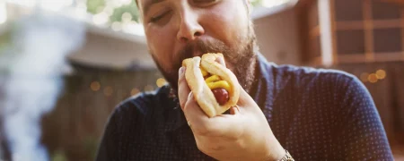 چرا در زمستان بیشتر گرسنه می‌شویم و چه غذاهایی بدن را گرم‌تر نگه می‌دارند؟