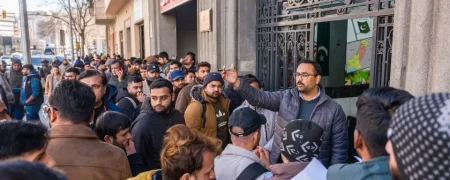 اعطای یک سال اقامت به ۵۰۰,۰۰۰ مهاجر غیرقانونی در اسپانیا و هشدار ایلان ماسک