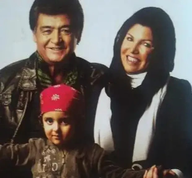  همسر اول رضا رویگری