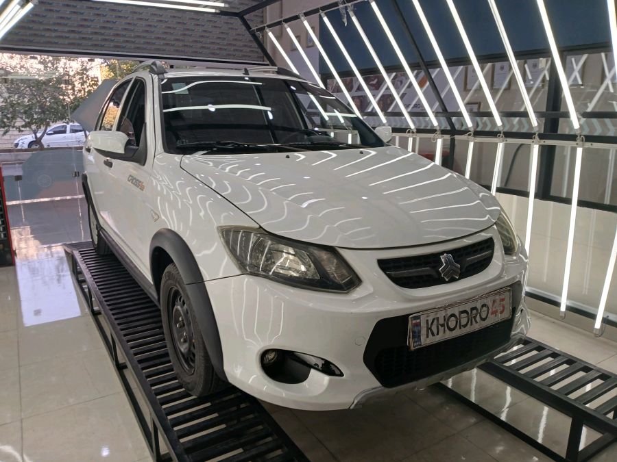 تبلیغ خودرو کوئیک ایرانی توسط مدل ونزوئلایی + ویدیو