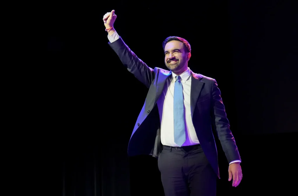 شهردار نیویورک از تلاش خود برای لغو ممنوعیت سفر هواداران ایرانی به جام جهانی می‌گوید