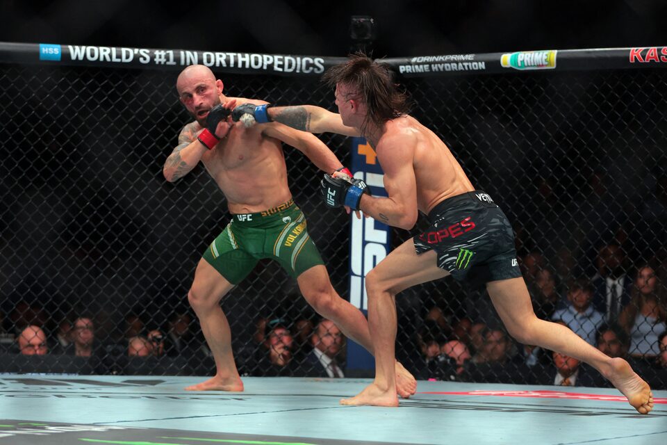 الکساندر وولکانوفسکی دیگو لوپز -۵