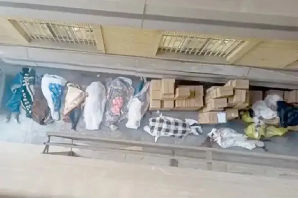 روایت روزنامه «شرق» از اجساد در پتو پیچیده در شب‌های ۱۸ و ۱۹ دی‌ماه در بیمارستان الغدیر