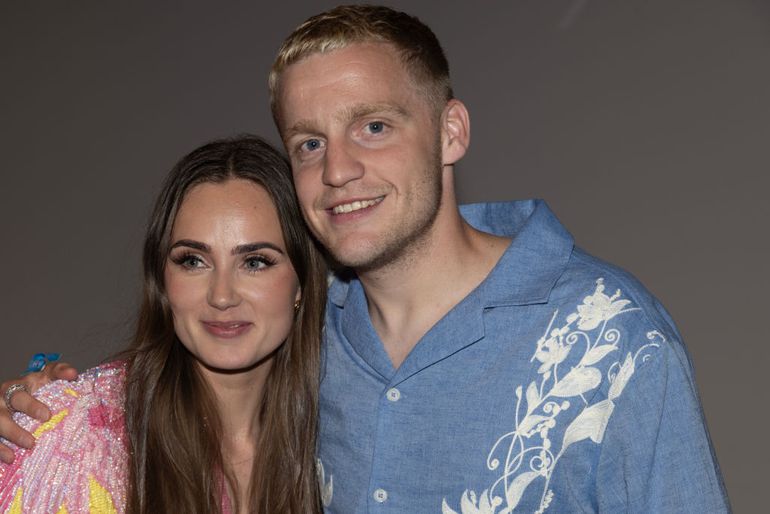 Donny-van-de-Beek-Estelle-Bergkamp-2-1.jpg