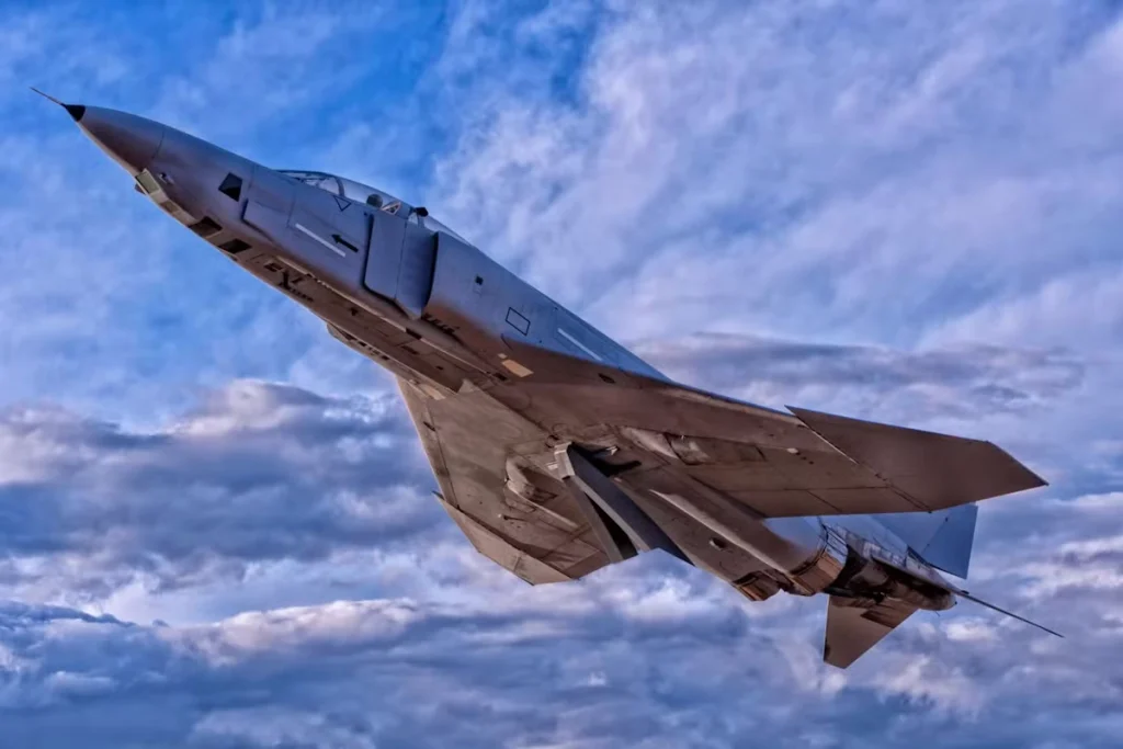 اف-۴ فانتوم ۲ جنگنده