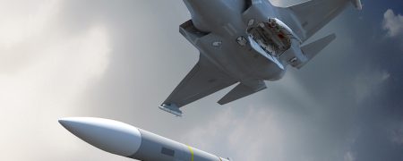 مقایسه موشک اروپایی Meteor با رقیب آمریکایی‌اش AIM-120 AMRAAM