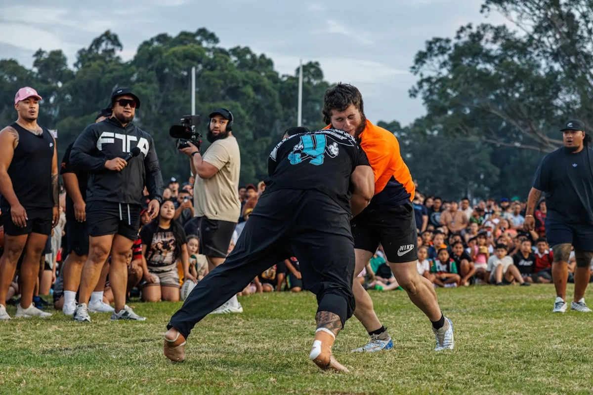 ورزش خطرناک Run It Straight