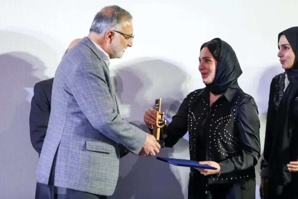 سلاف فواخرجی