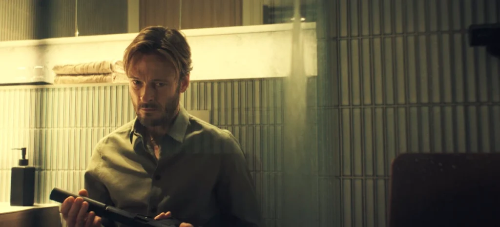 سریال تریلر Unfamiliar