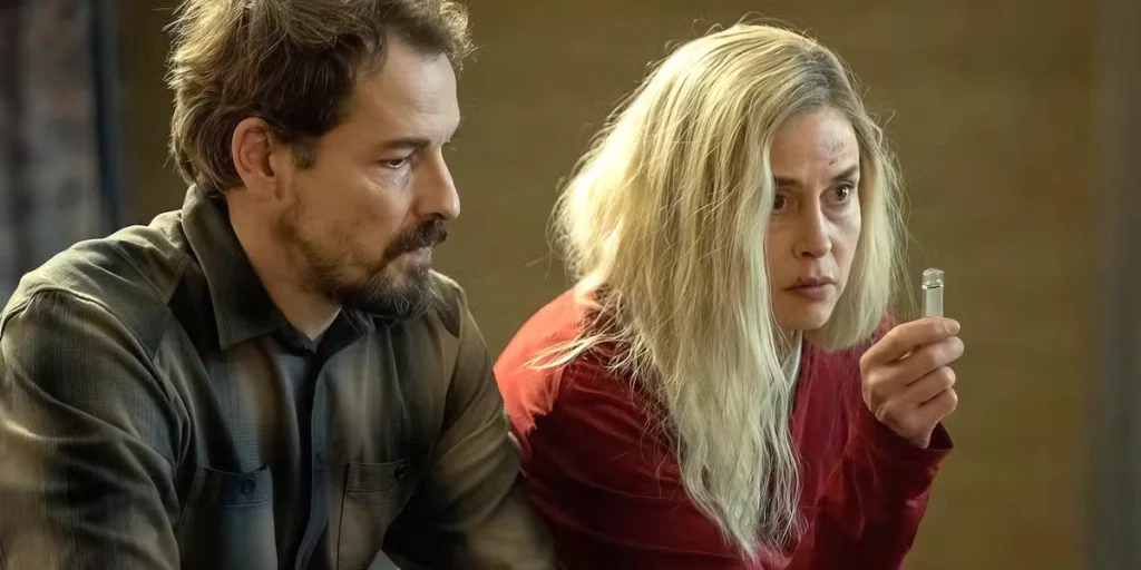 سریال جاسوسی Unfamiliar