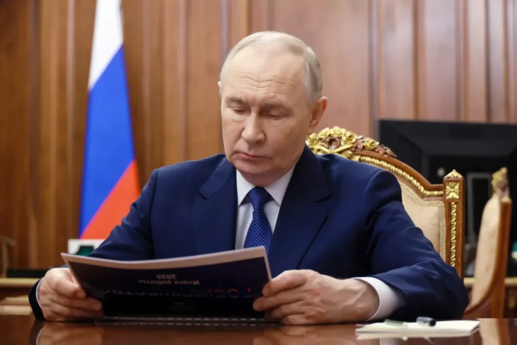 غیبت یک هفته‌ای رئیس‌جمهور روسیه؛ ولودیمیر زلنسکی: پوتین زمان زیادی ندارد!