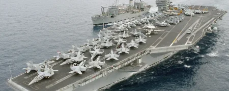 چگونه ناوهای هواپیمابر در صورت از کار افتادن رادار و GPS مسیر خود را پیدا می‌کنند؟