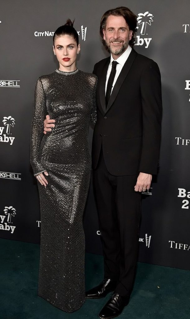 طلاق الکساندرا داداریو و اندرو فارم