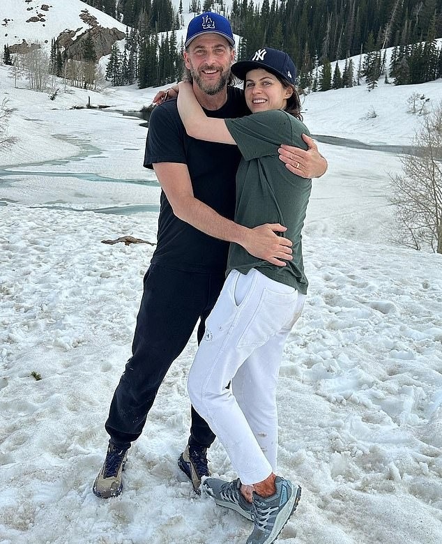 طلاق الکساندرا داداریو و اندرو فارم