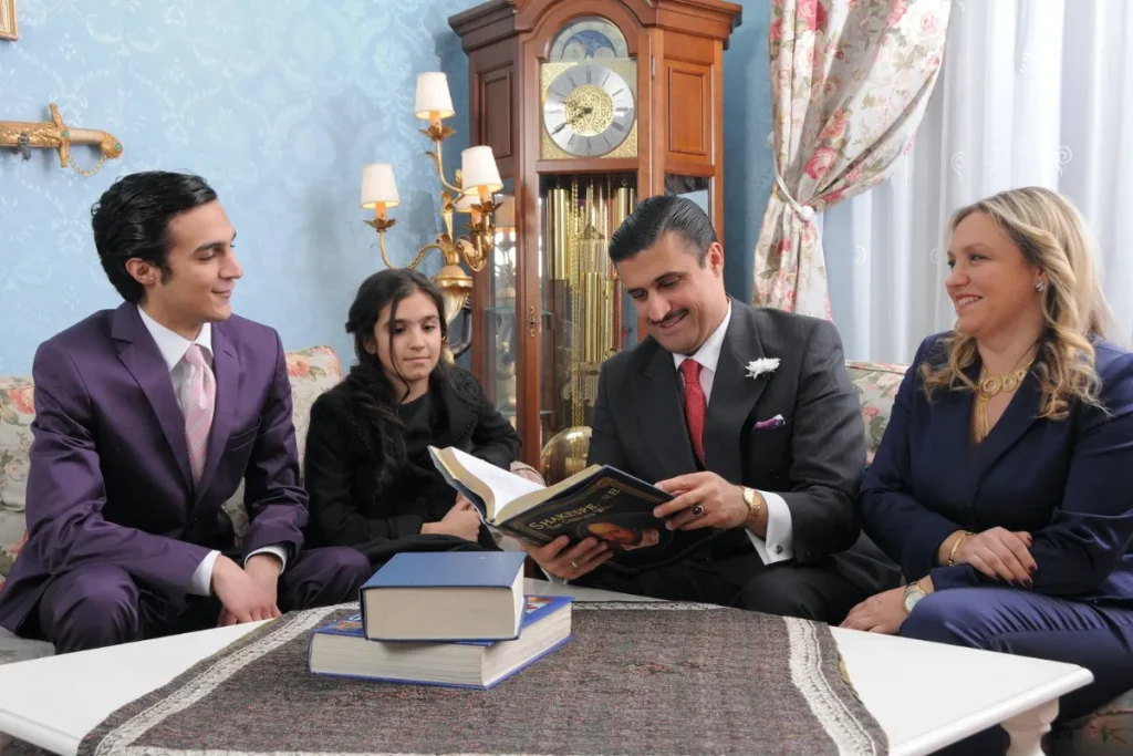 خانواده بابک قاجار