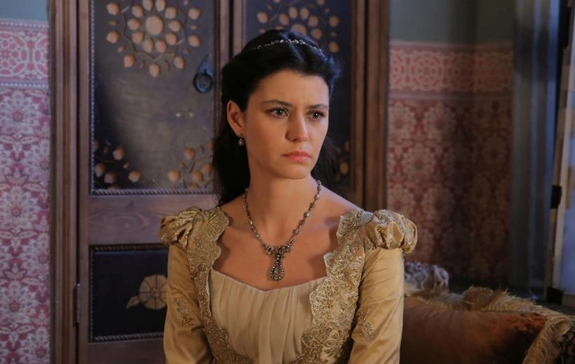 برن سات در ماه پیکر